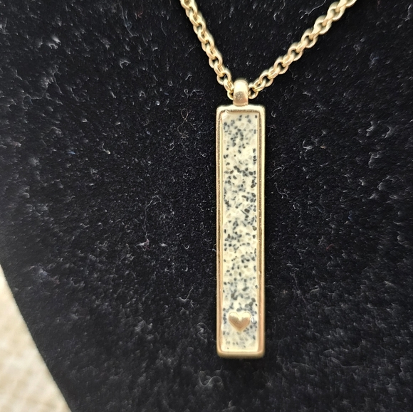 Reversible Long pendant necklace 24 inch with adjustable extender NWOT - Picture 4 of 10